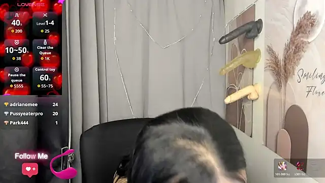 DominantRuby live cam on StripChat