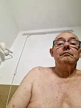 Marlon92700 live cam on StripChat