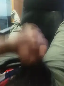 hotboy43339 (M young) - Cum show in public