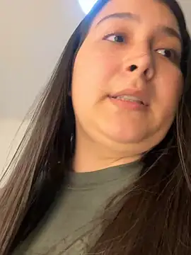 evelyn_1702 webcam