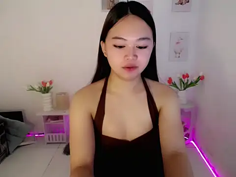 lustfullakim live cam on StripChat