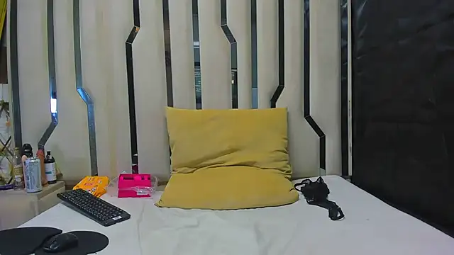 queenstarhy webcam