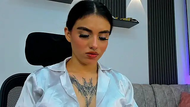 isabella_hv webcam