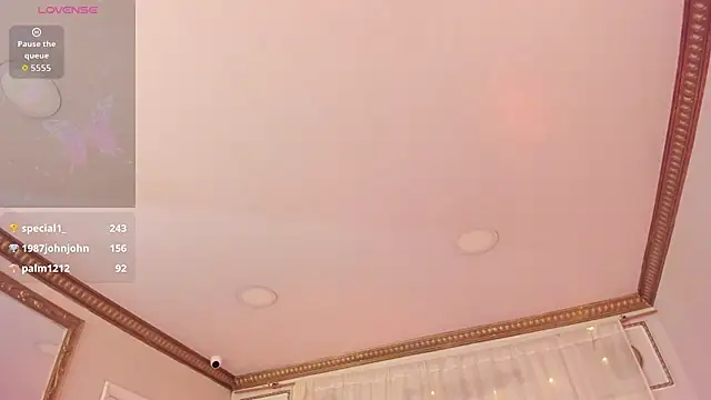 cris_milk - Cris_milk's free webcam - UK Sex Cams