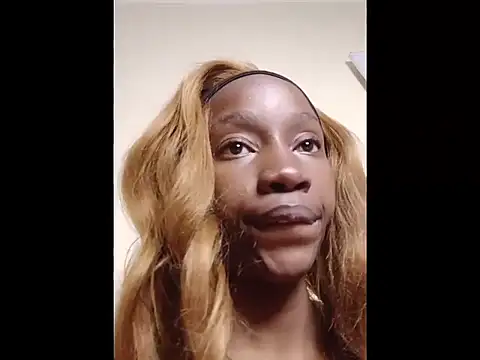 baby_shey webcam