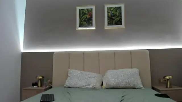CamillaBlake webcam