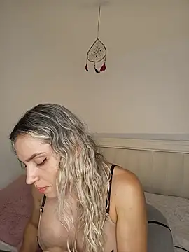 ASHLEY_BLAIR webcam