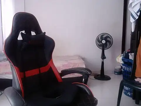 Adriana_0312 webcam