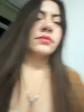 bella_pascualina - Bella_Pascualina's free webcam - UK Sex Cams
