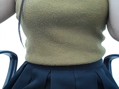 _Lady- webcam