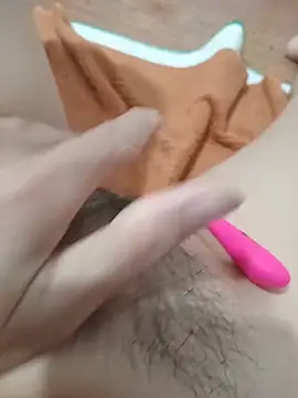 Minh32love webcam
