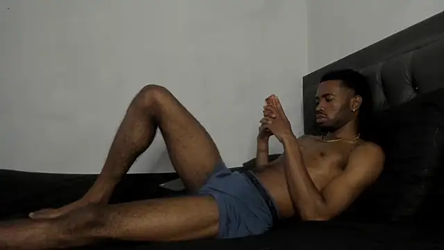 Kofi_exotic_2 webcam