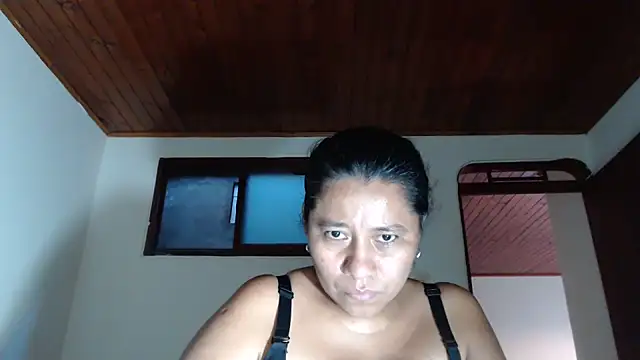 adrixxx38 webcam