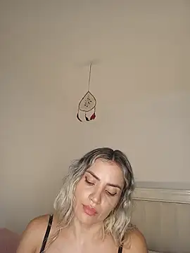 ASHLEY_BLAIR webcam