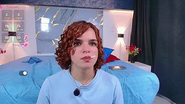 Skyee_angel live cam on StripChat