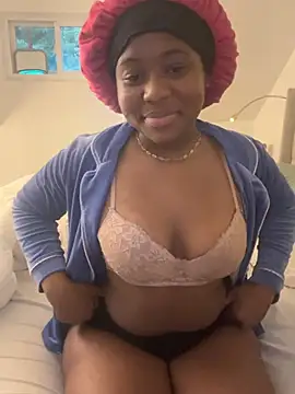 Buni_diamond live cam on StripChat