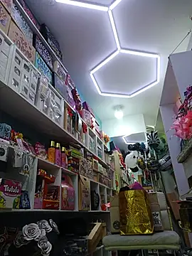 lunazambrano - LunaZambrano's free webcam - UK Sex Cams