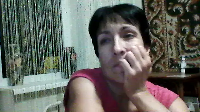 SunnyAmorre live cam on StripChat