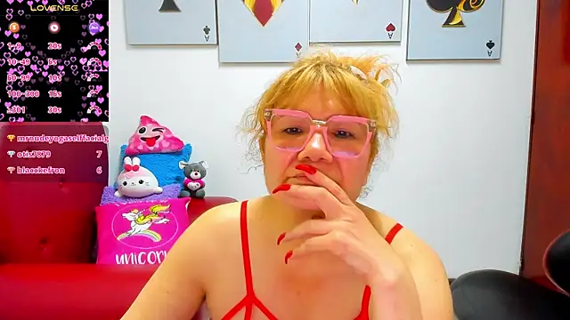 Salomeediaz_ live cam on StripChat