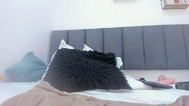 sam_doll_ webcam