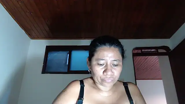 adrixxx38 webcam