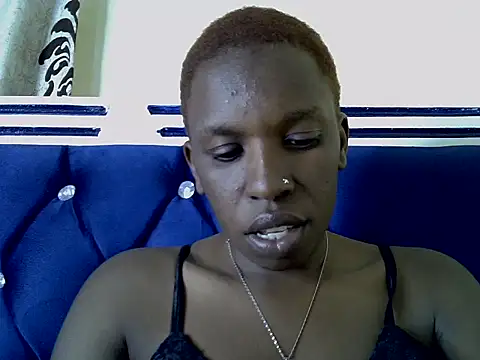 MayaMuse3 live cam on StripChat