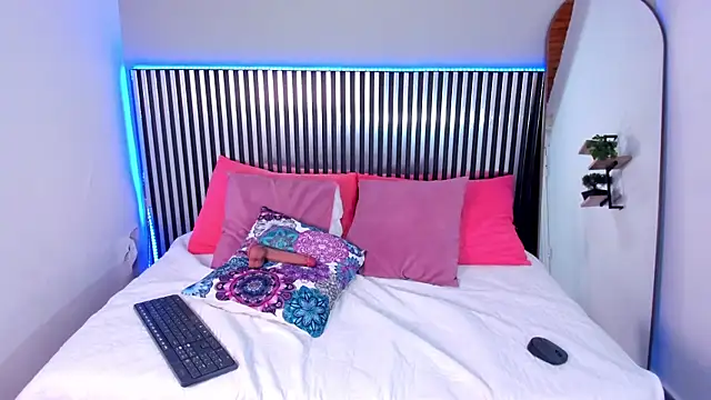Amber_Milers webcam