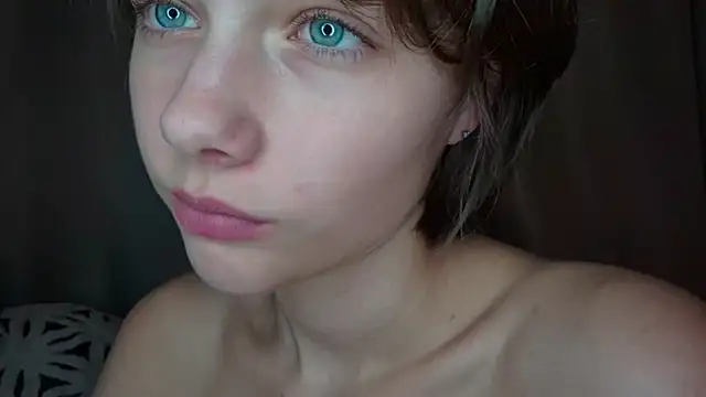 ExitedTroth webcam