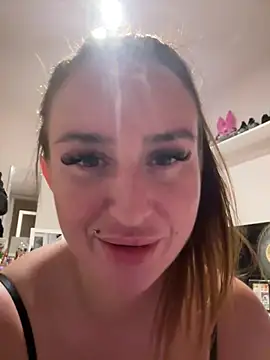 TwojaMary69 webcam