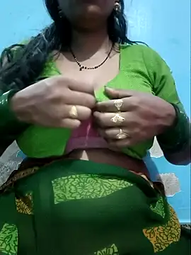 Sexyradha_