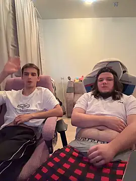 desiredude9 webcam