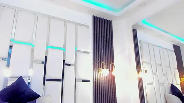 Maia_Clark520 webcam