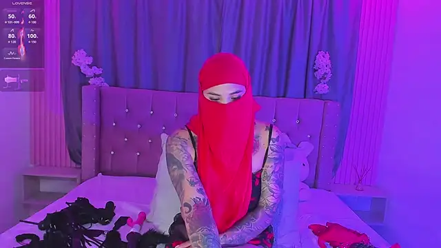 Nayla-Mouna webcam