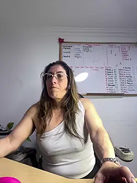 kaylaMinov_ live cam on StripChat