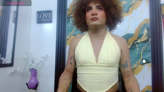 Sharlotte_Jones webcam