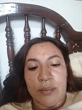 samm_curvy webcam