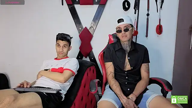 EliteBoysLive webcam