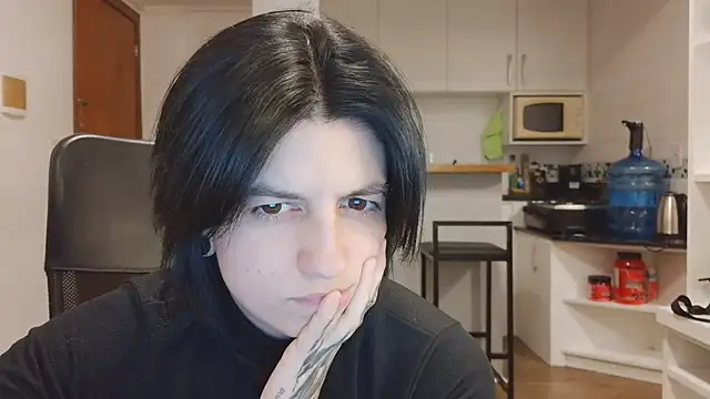 kyslrana's room