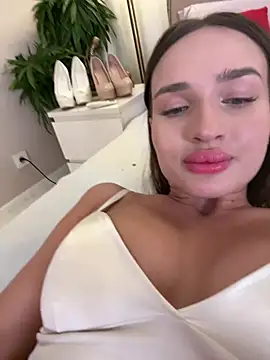 LillyNatty18 webcam