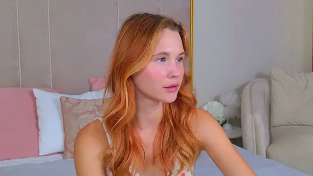AmeliRoyse webcam