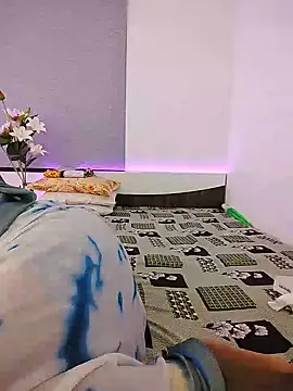 LoveLy-Soneya webcam