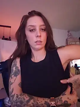 LilyOrion webcam