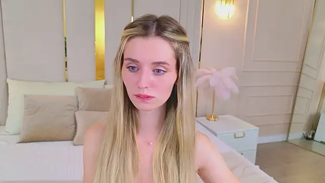 MarybethSnow webcam
