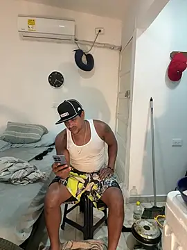 bigdick211292 webcam
