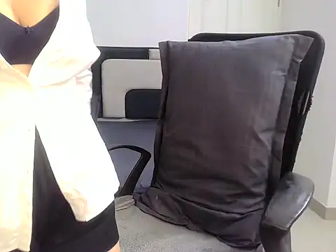 DreamyDesireX webcam