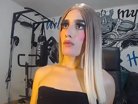 Model: Miranda_bigcock3