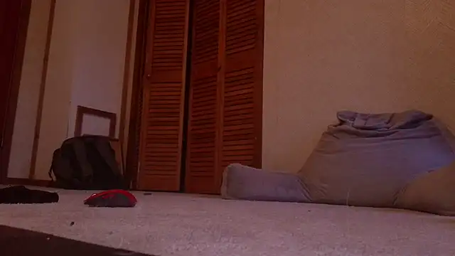 cashmasterzobistone webcam