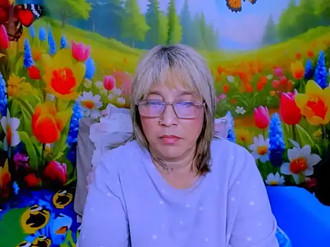 indianroxy webcam