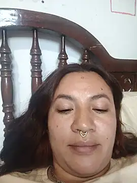 samm_curvy webcam