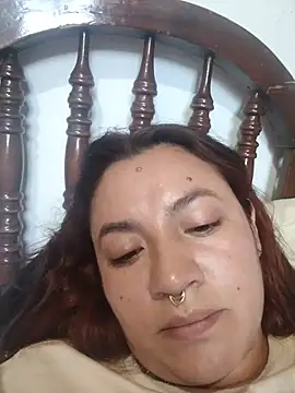 samm_curvy webcam